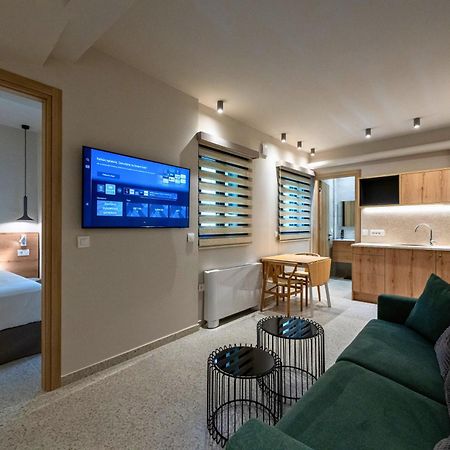 Asklipiou Cube - Kalamata Mediterranean Suites Dış mekan fotoğraf