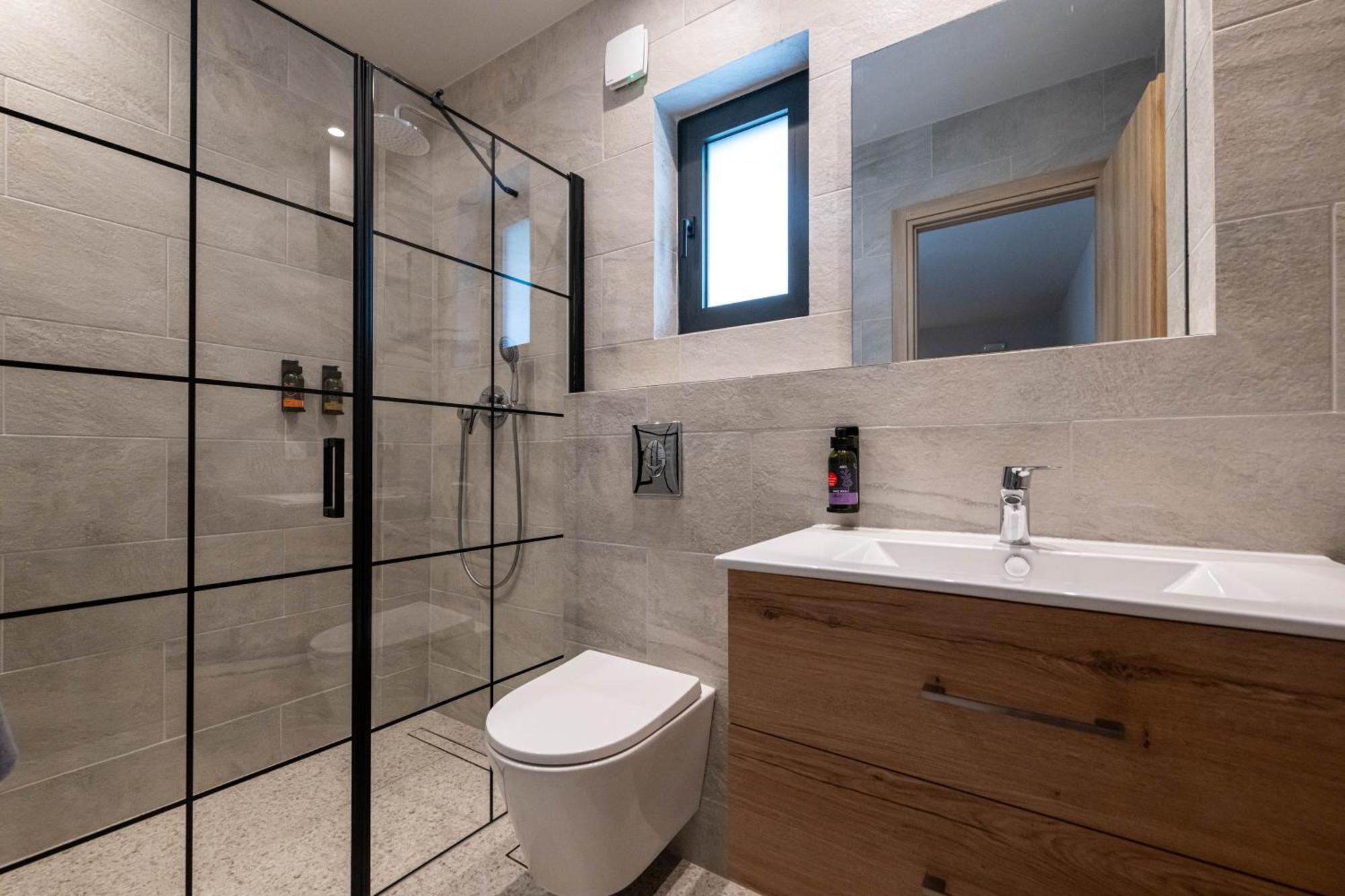 Asklipiou Cube - Kalamata Mediterranean Suites Dış mekan fotoğraf