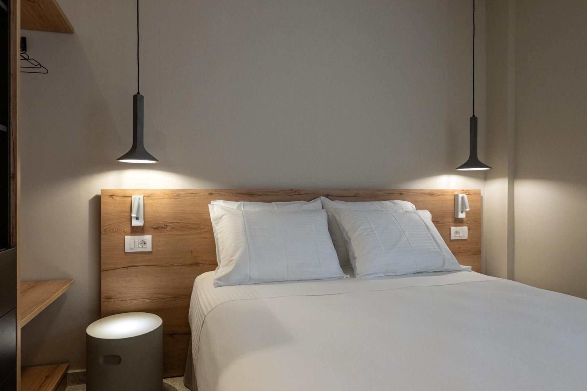 Asklipiou Cube - Kalamata Mediterranean Suites Dış mekan fotoğraf