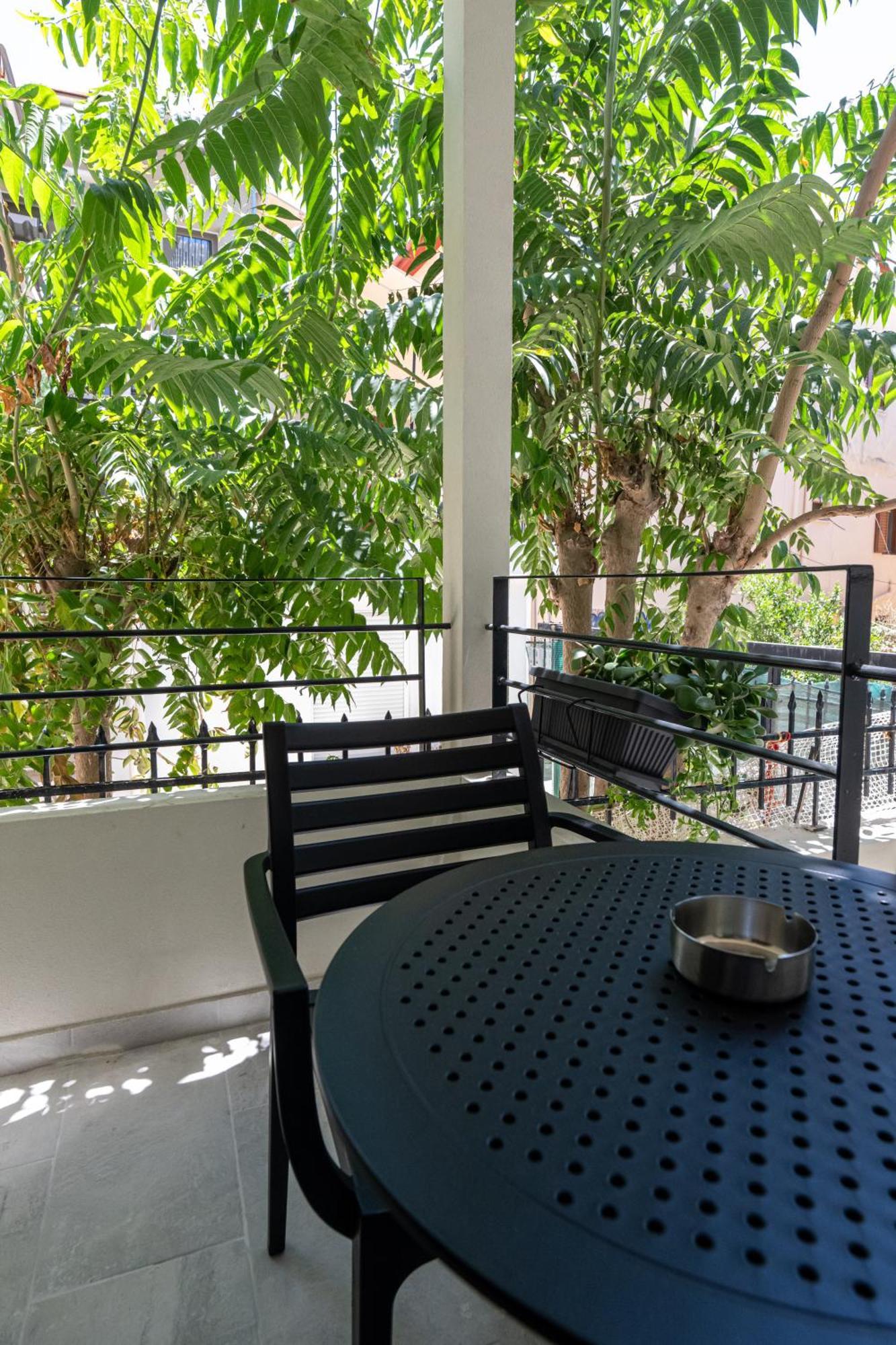Asklipiou Cube - Kalamata Mediterranean Suites Dış mekan fotoğraf