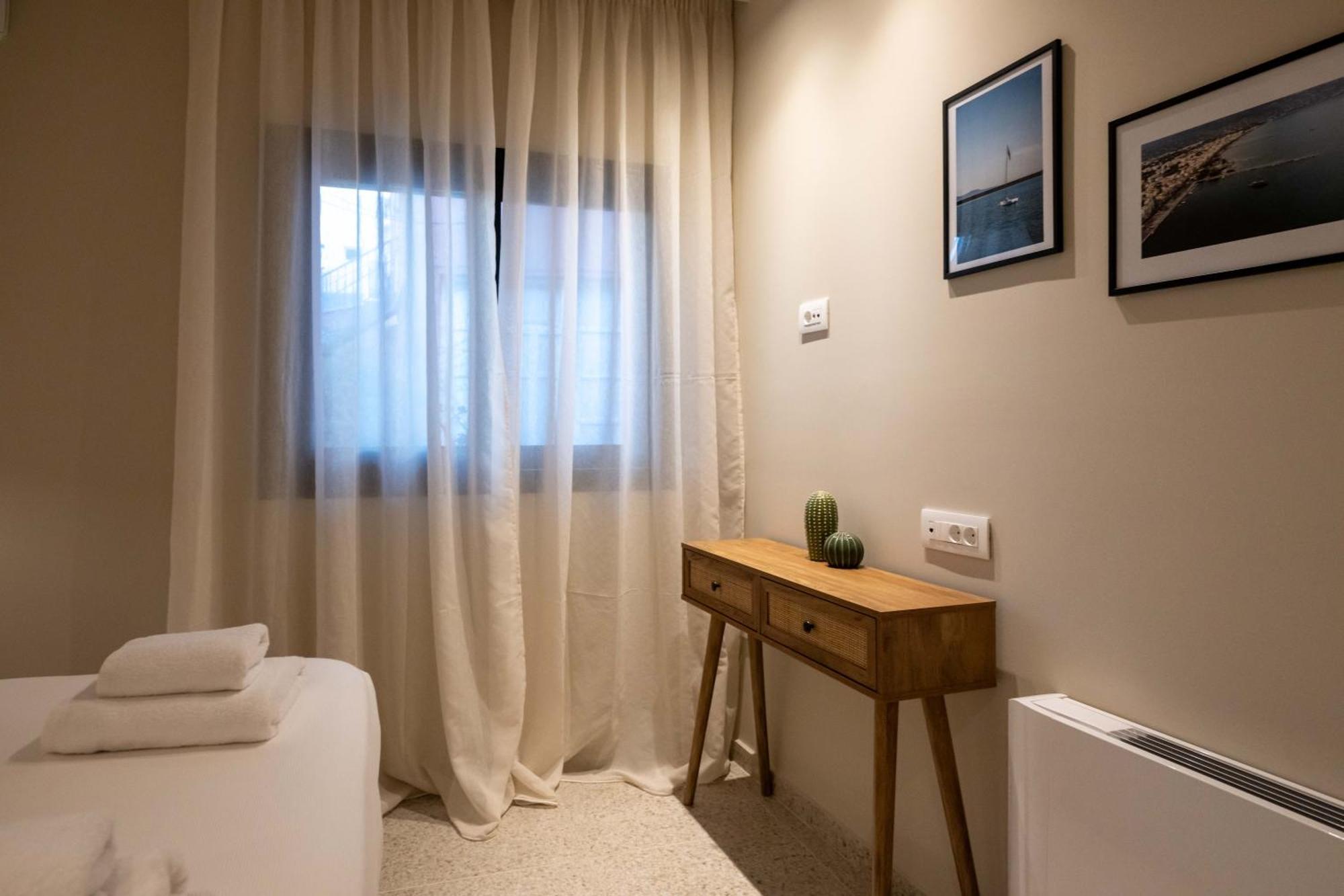 Asklipiou Cube - Kalamata Mediterranean Suites Dış mekan fotoğraf