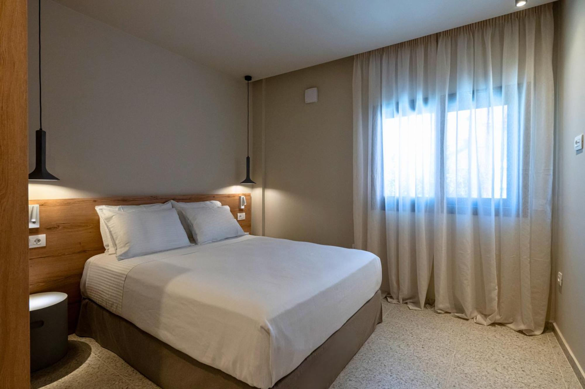 Asklipiou Cube - Kalamata Mediterranean Suites Dış mekan fotoğraf