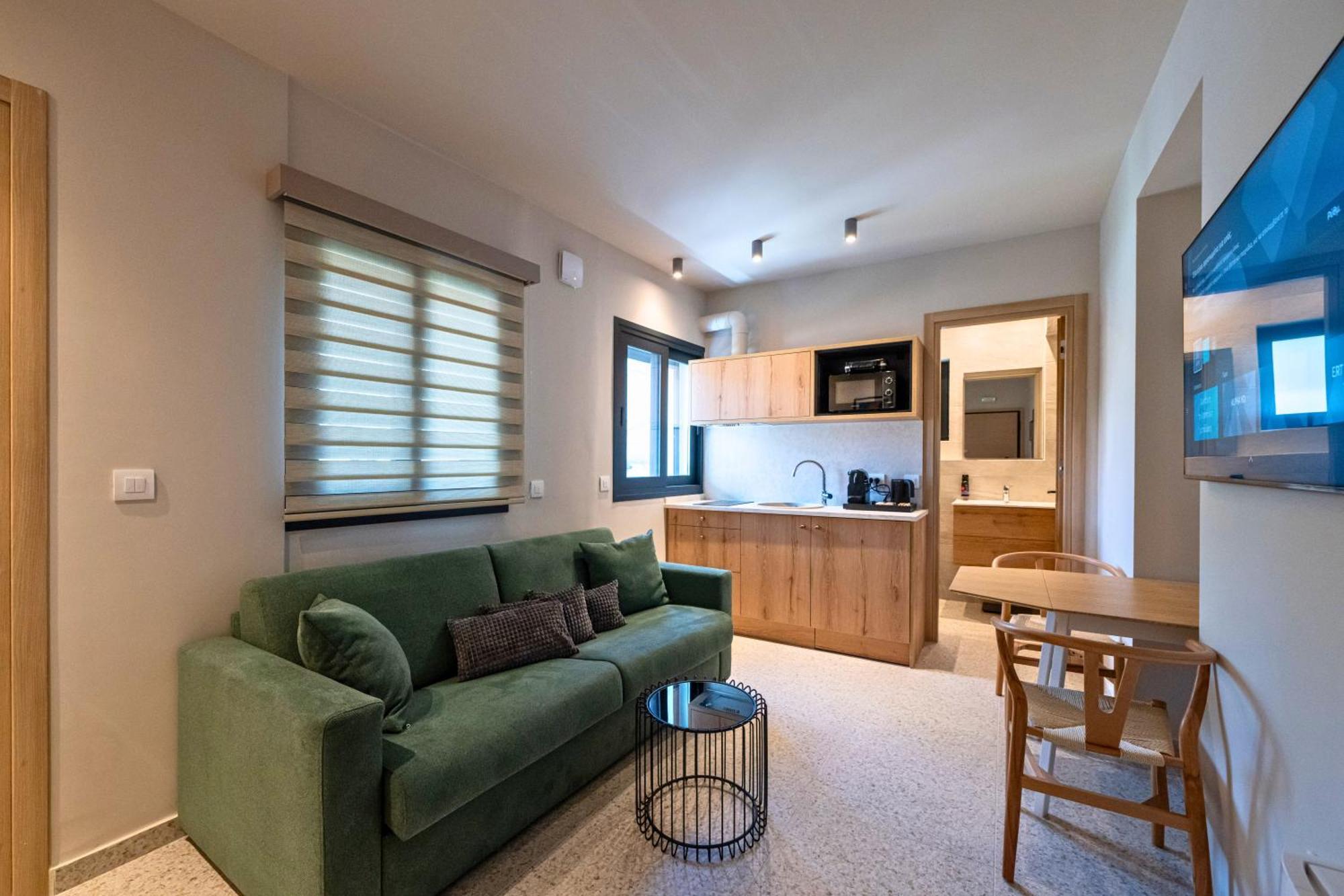 Asklipiou Cube - Kalamata Mediterranean Suites Dış mekan fotoğraf