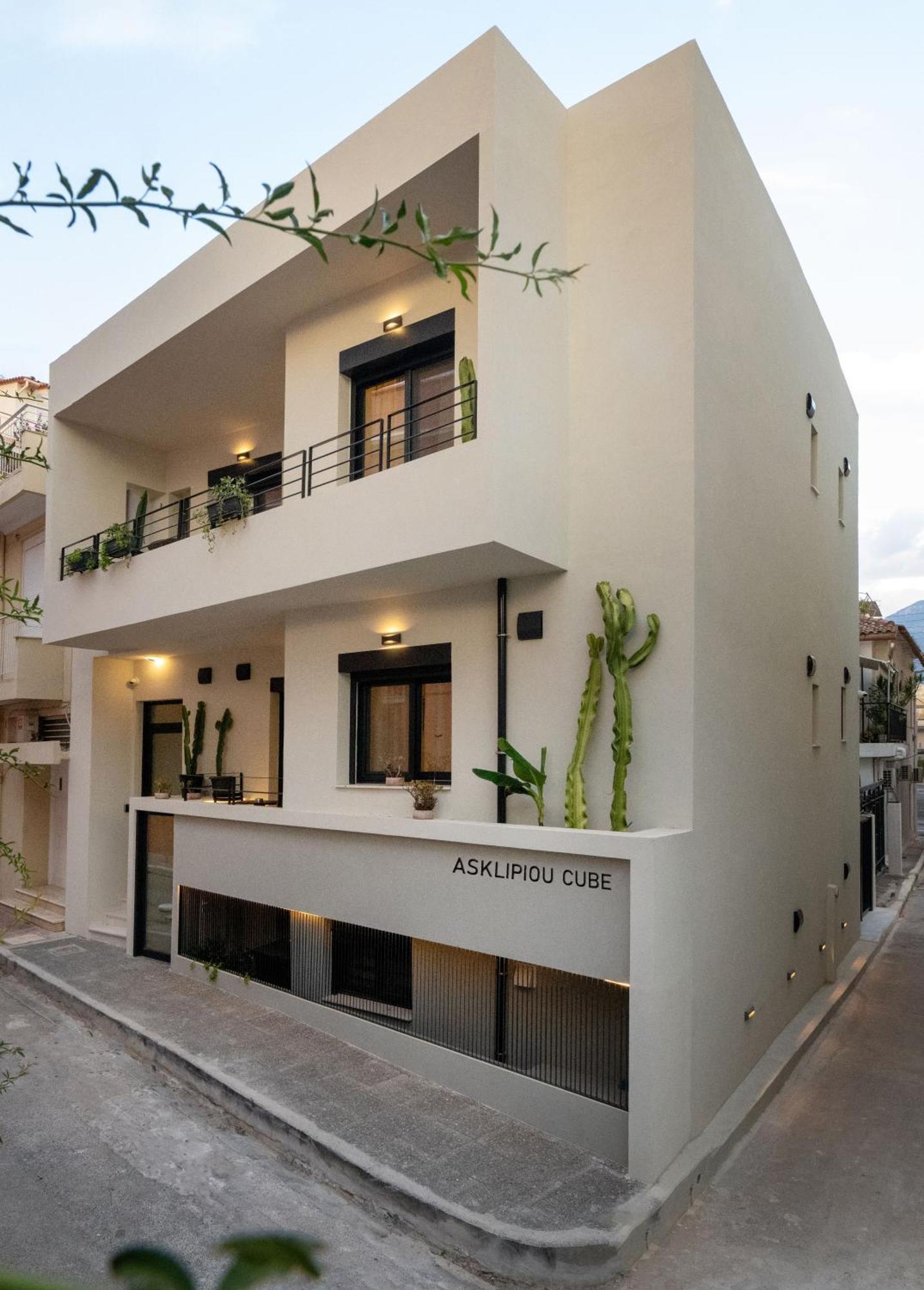 Asklipiou Cube - Kalamata Mediterranean Suites Dış mekan fotoğraf